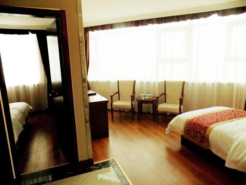 Greentree Inn Hebei Chengde Luanping Luanyang Road Xiangyuan Road Express Hotel Beiliying Exterior photo